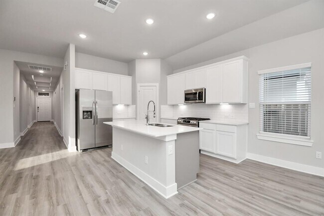Building Photo - 7546 Terramar Bay Ln