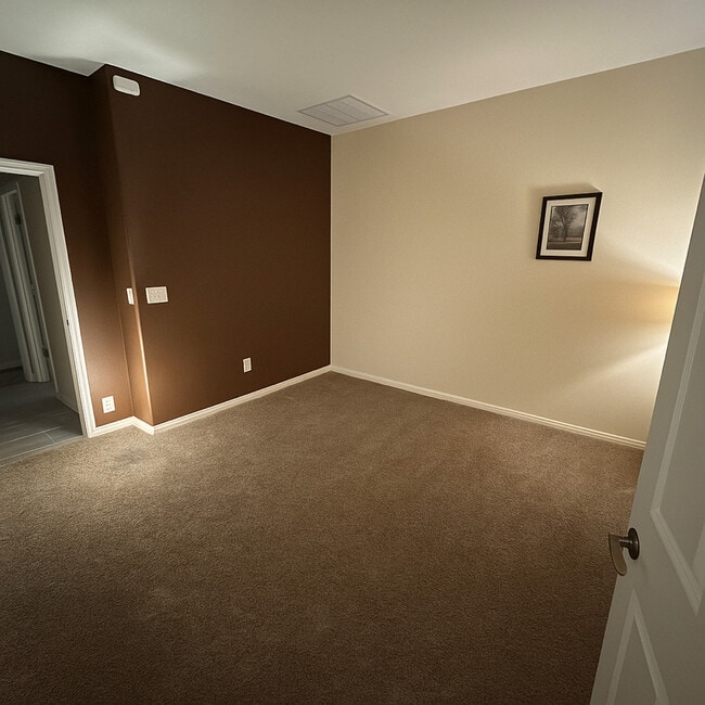 Building Photo - 3962 E Desert Broom Dr