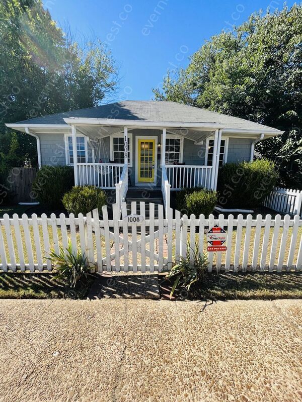 Foto principal - 1008 Elliston St
