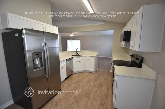 Foto del edificio - 923 Welch Hill Cir