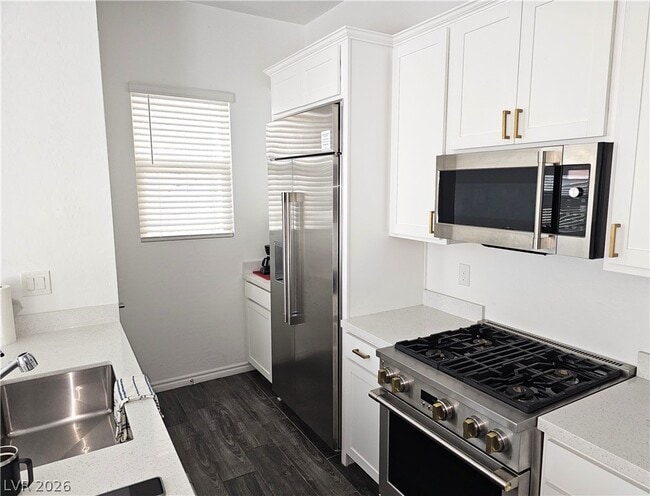 Building Photo - 921 Mayfield Mnr Ln