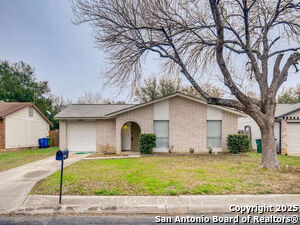 Foto principal - 5946 Cliff Bank St