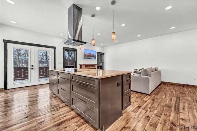 Foto del edificio - 4775 Boncrest Dr E