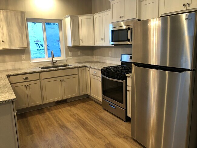 Foto del edificio - 1358 SW Center St