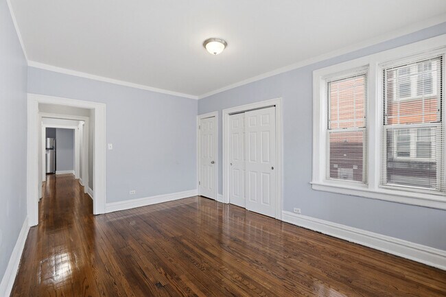 Foto del edificio - 7816 S Cornell Ave