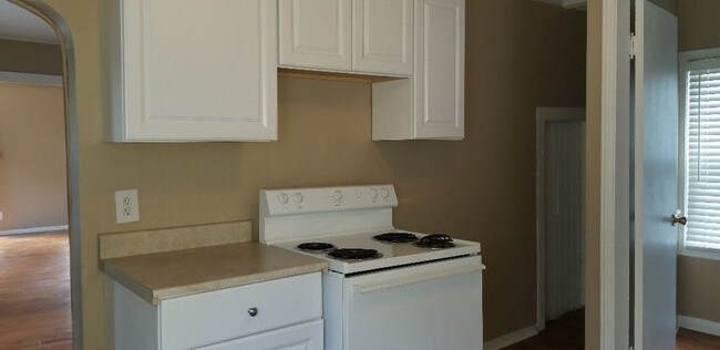 Foto del edificio - 89 S Jessie - Adorable Pontiac 2Bed/1Bath