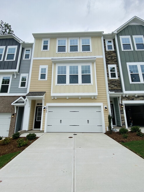 Building Photo - 2843 Macbeth Ln