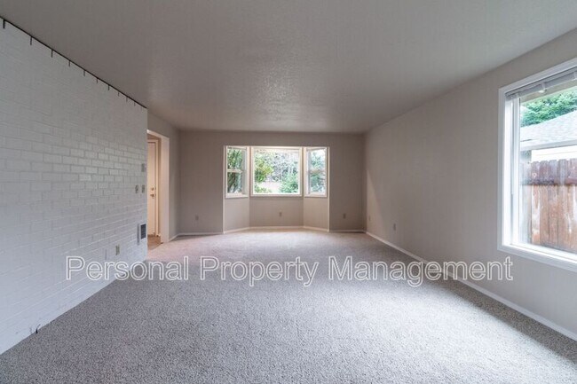 Foto del edificio - 9606 NE 63rd St