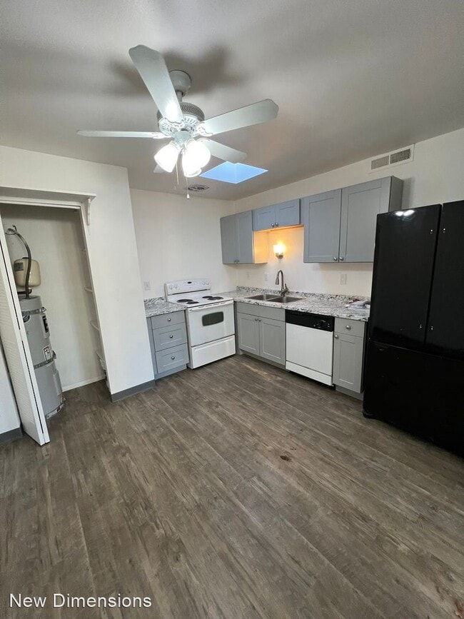 Foto del edificio - 2 br, 1 bath House - 1040 Baywood Drive Un...