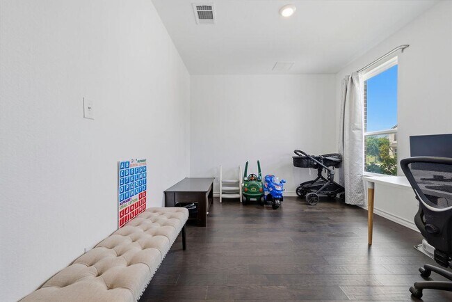 Foto del edificio - 205 Stinchcomb Rd