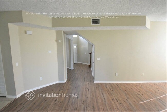 Building Photo - 11424 Glenmont Dr