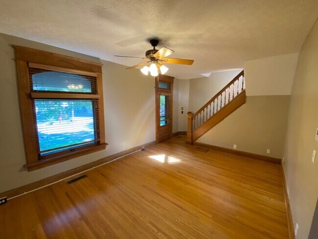 Building Photo - 309 Tappan St