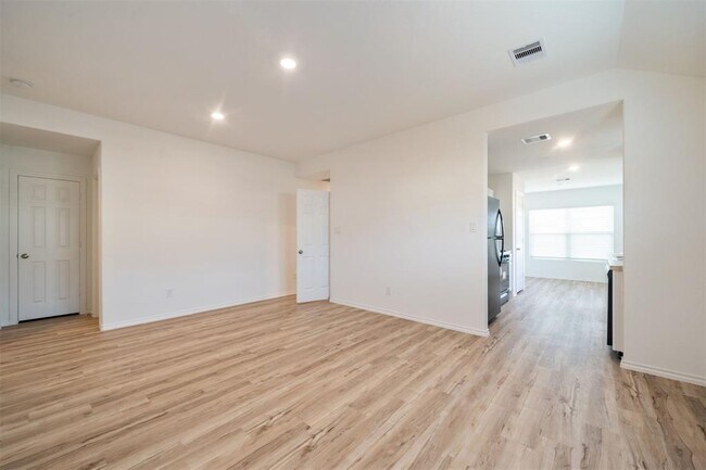 Building Photo - 32723 Orchard Haze Dr