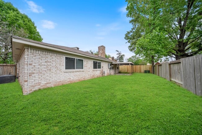 Foto del edificio - 22619 Pine Mist Ln