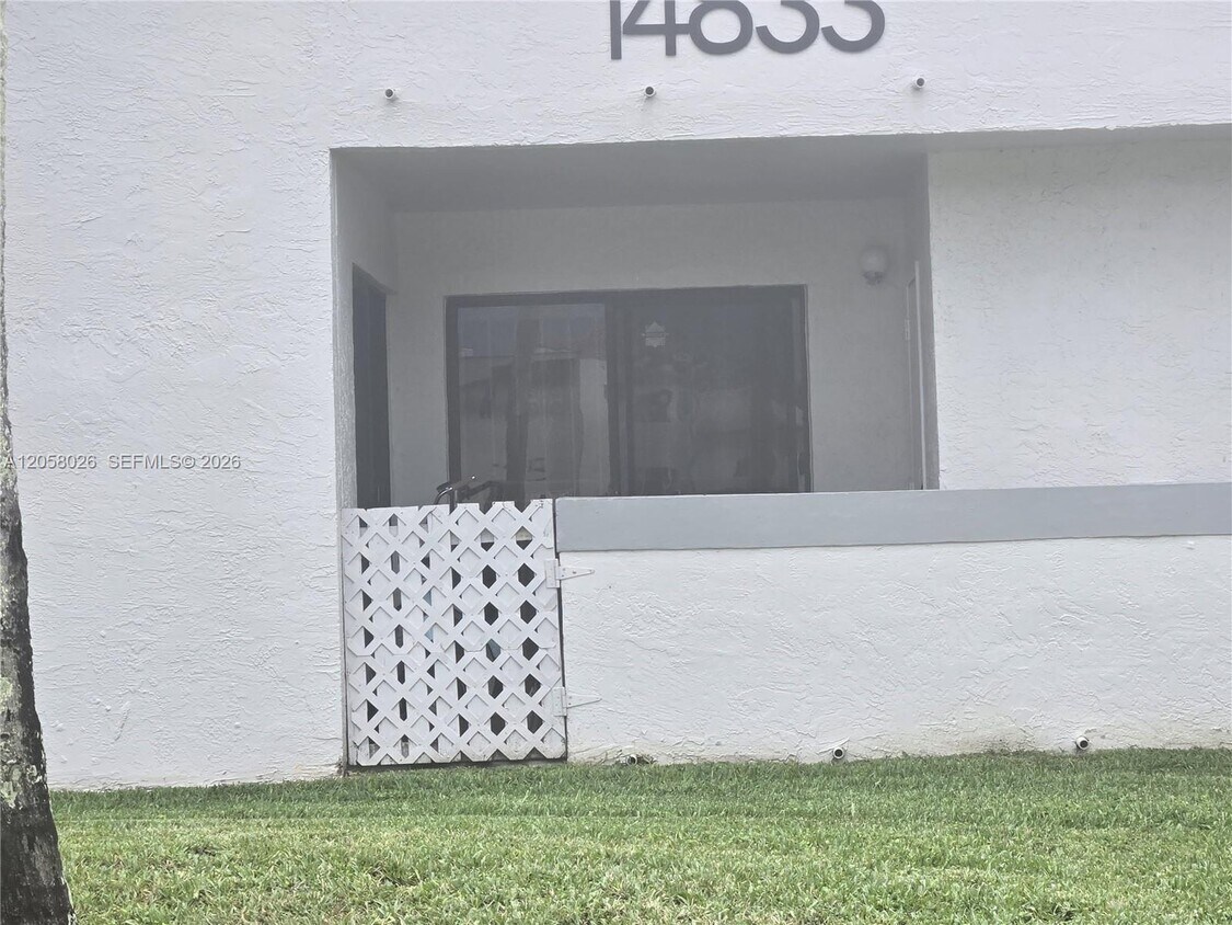 Building Photo - 14835 SW 80th St