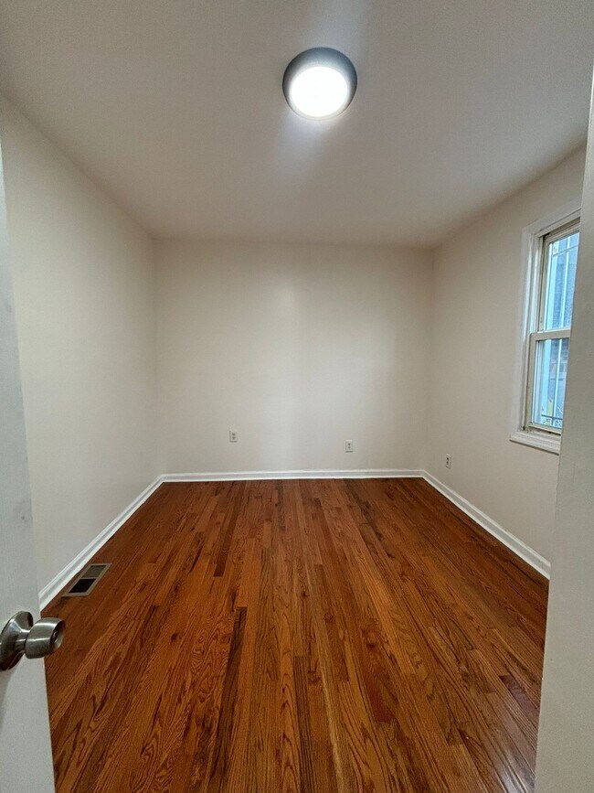 Foto del edificio - 652 S 11th St