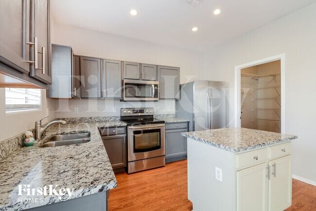 Foto del edificio - 13256 W Watson Ln