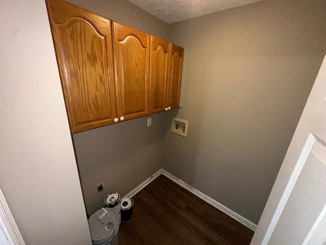 Foto del edificio - 1409 Aaronwood Dr