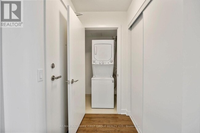 Building Photo - 51 Clarington Blvd