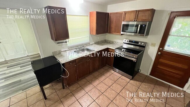 Foto del edificio - 526 S Thompson Ave