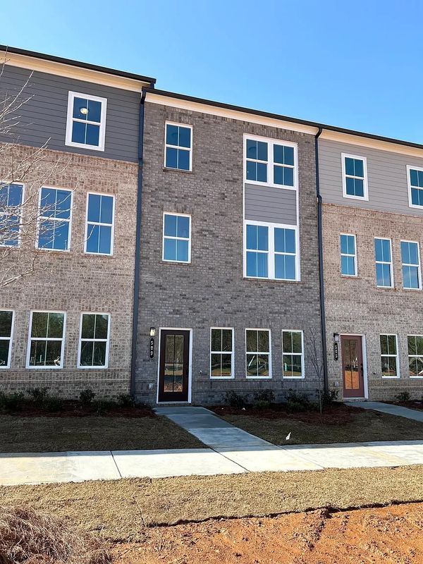 Building Photo - 509 Hardy Dr