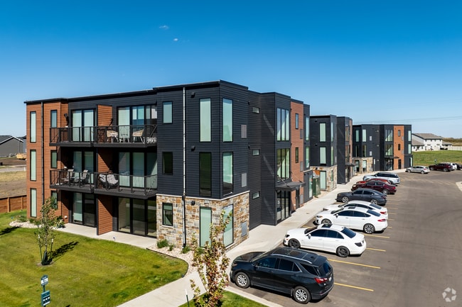 Building Photo - Bluestem Reserve Apartments