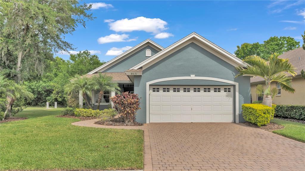 Foto principal - 8031 Lake James Blvd