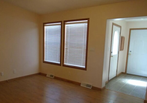 Building Photo - 1328 Natalie St