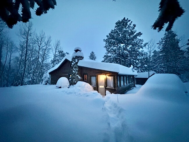 Photo - 258 Raccoon Cir House