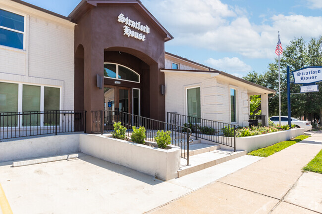 Building Photo - Stratford House Apartments