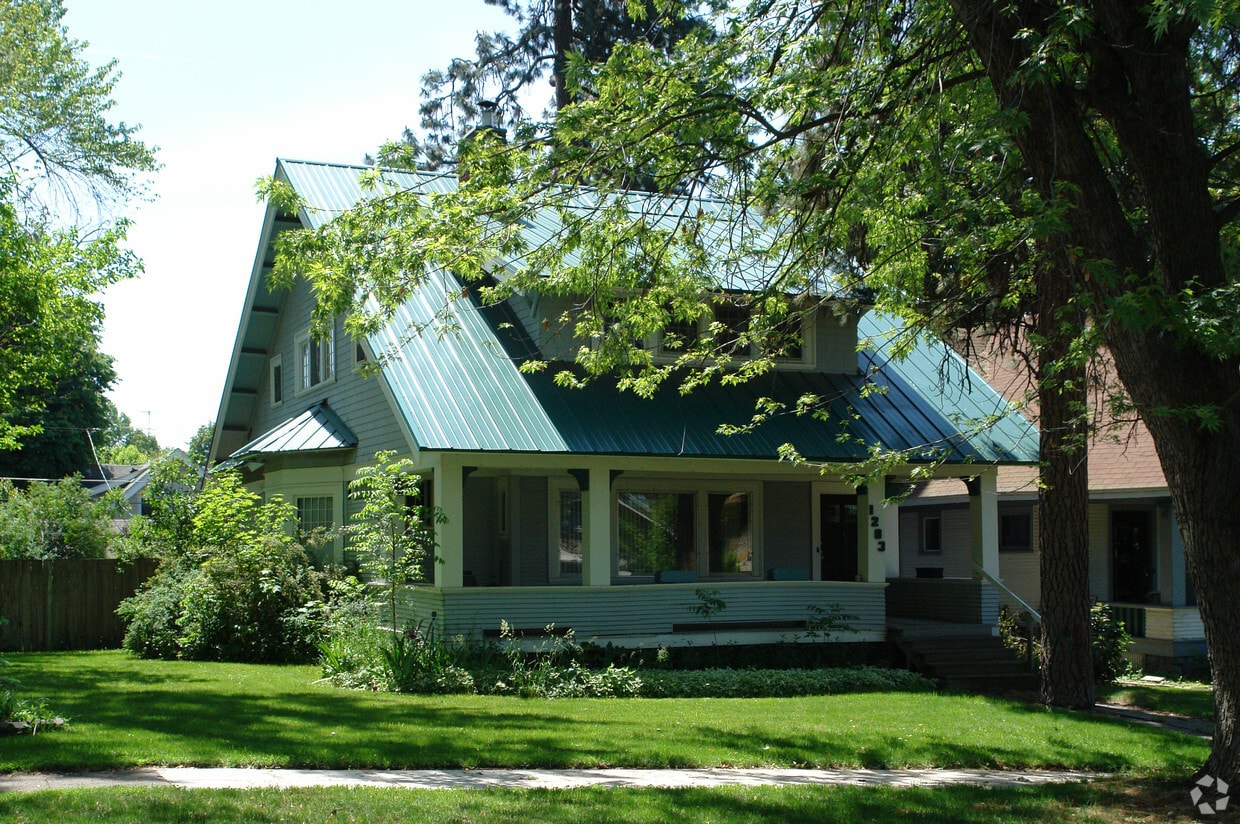 Primary Photo - 1203 W 9th Ave