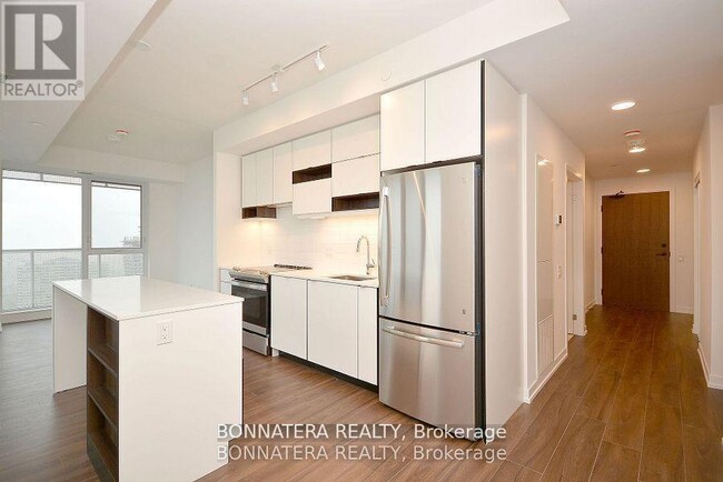 Building Photo - 4065-4065 Confederation Pkwy