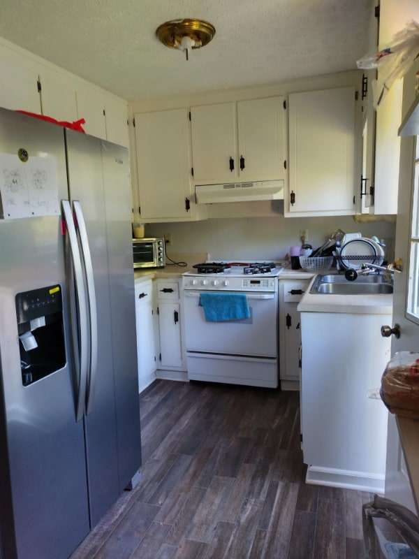 Building Photo - 6543 Bay St