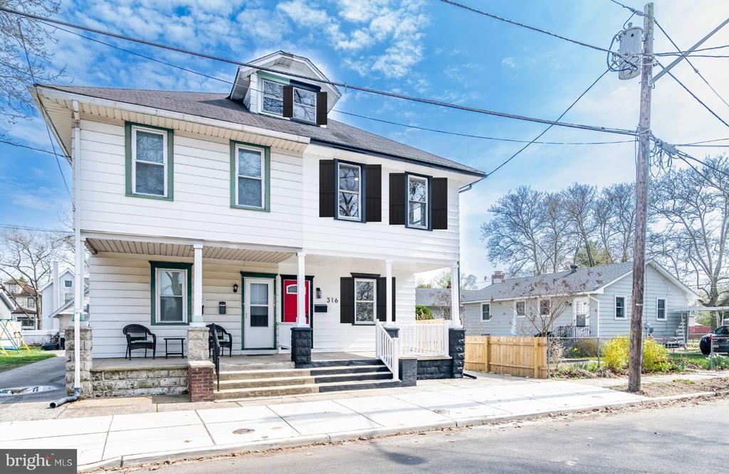 Primary Photo - 316 W 4th St