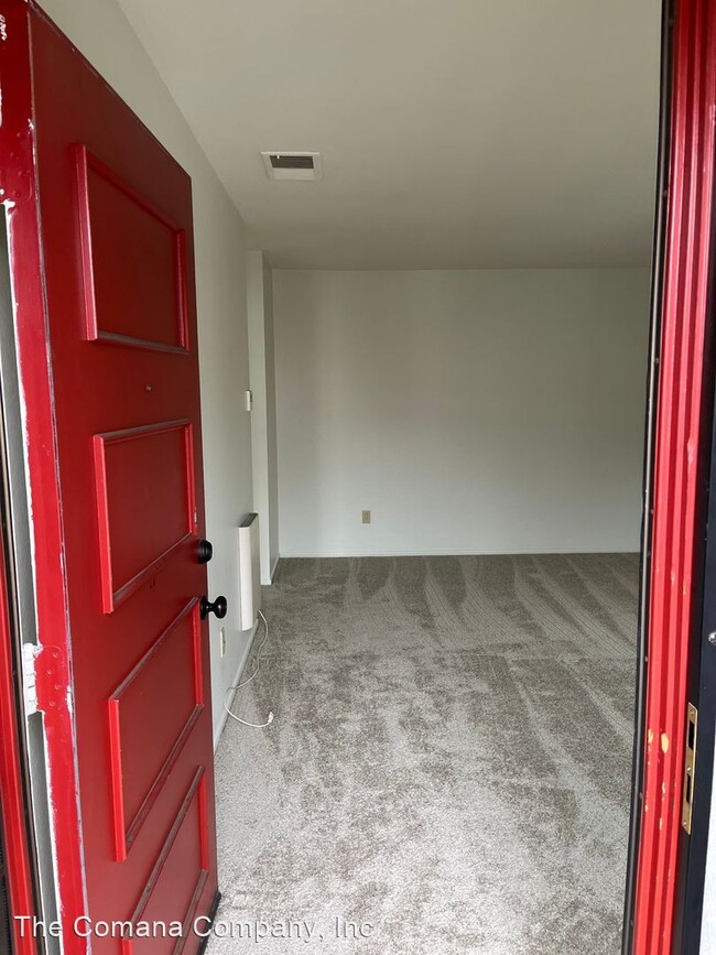 Building Photo - 8461 Westmore Rd