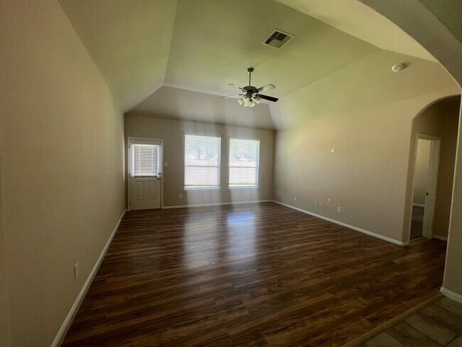 Foto del edificio - 24726 Colonial Maple Dr