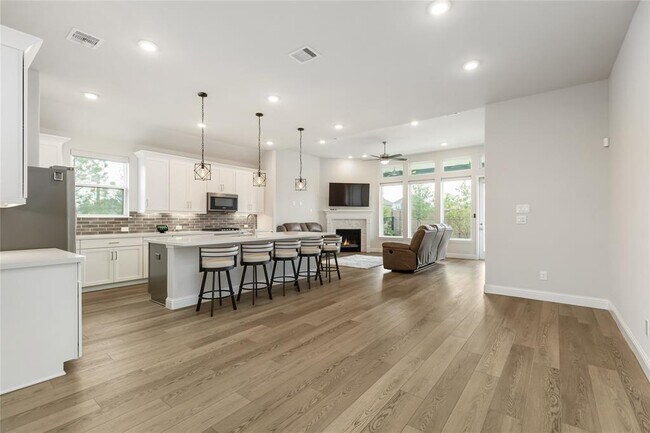Building Photo - 15303 Leal Rancho Ct