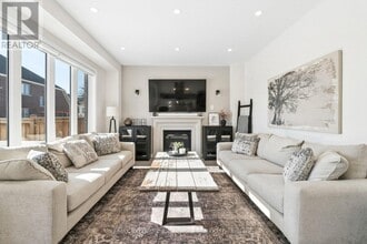 Building Photo - 50 Dorothy Caine Cres