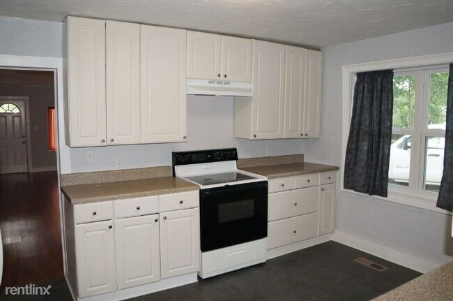 Building Photo - 3 br, 1.5 bath House - 306 N Louisville Ave