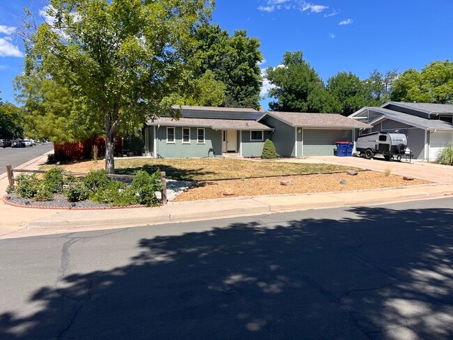 Building Photo - 13100 Julian Ct