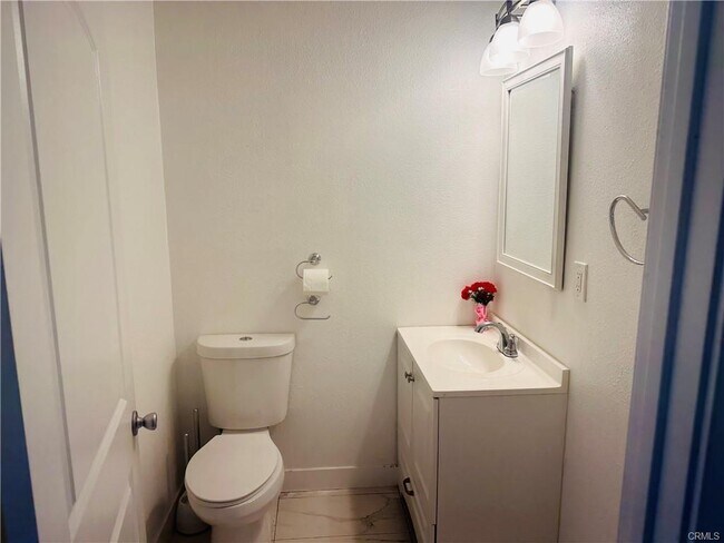 Foto del edificio - 1178 E 21st St