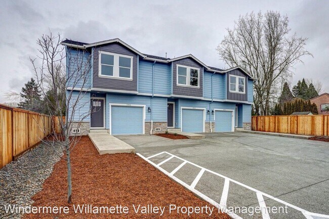 Foto del edificio - 482-486 S Monmouth Ave