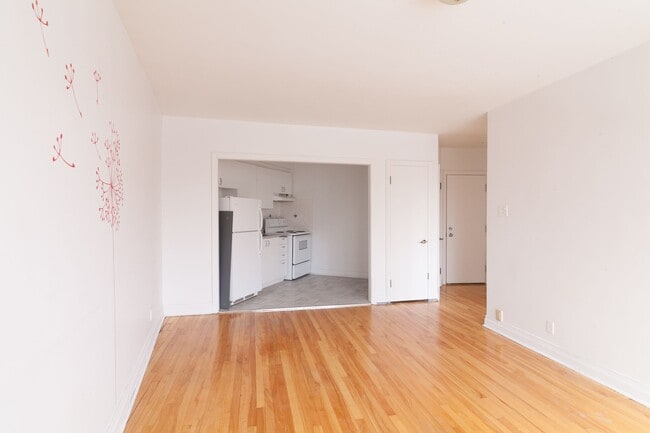 Photo du bâtiment - 3010 Av. Van Horne