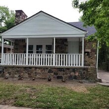 Building Photo - 10040 Mansfield St