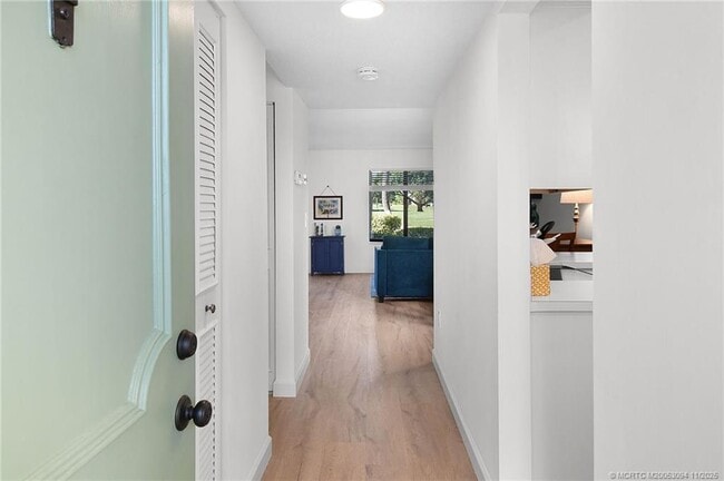 Building Photo - 5111 SE Miles Grant Rd