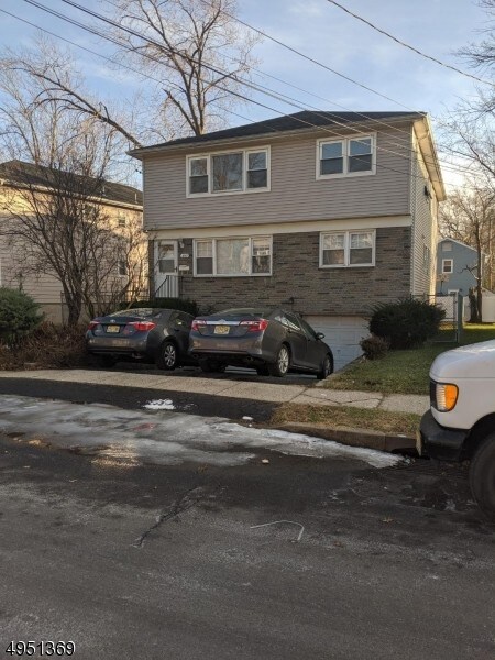 Primary Photo - 1063 Brighton St