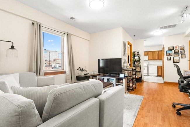 Photo - 84 Bloomfield St Apartment