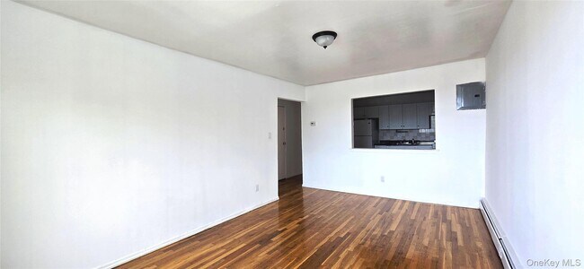 Foto del edificio - 95-17 84th St