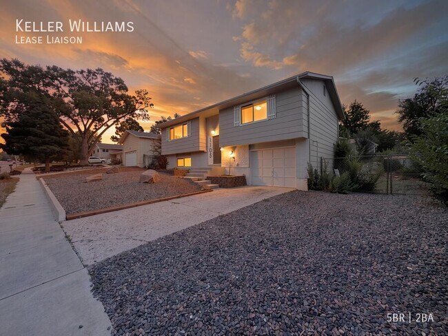 Building Photo - 1105 Mt View Ln