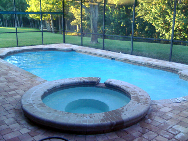 Pool and Heated Spa - 5793 Stag Thicket Ln